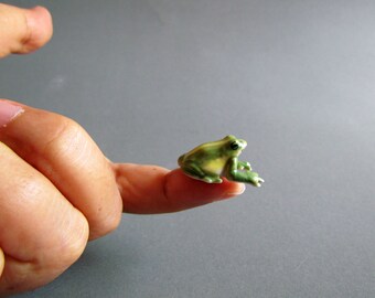 Small Ceramic Frog Toad Figurine Brown Garden Decor DIY Porcelain Dollhouse