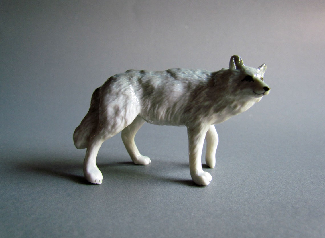ceramic wolf statue