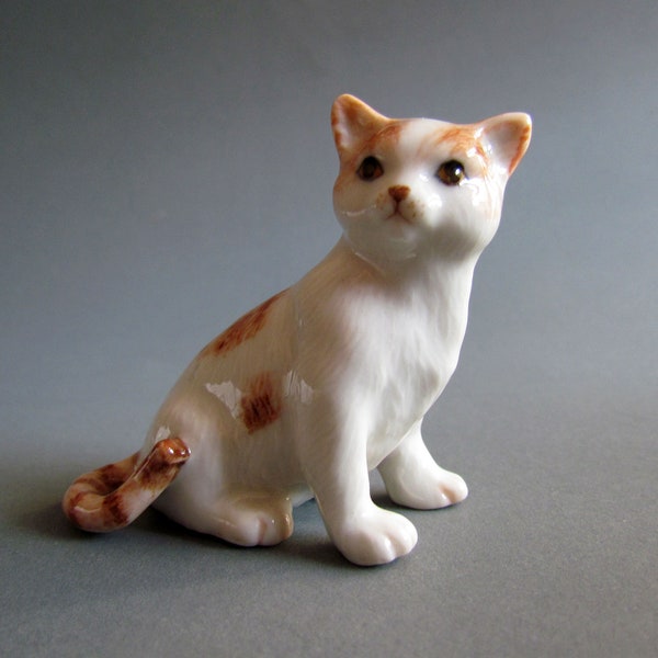 Cat Ceramic Figurine Miniature Animal Porcelain Statue Decor Collectible Kitty Kitten Small Pet Tiny CAT Sculpture Figures Gift White Brown