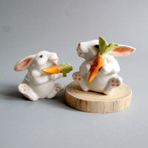 Keramik-Kaninchen-Figur, Miniatur-Keramik-Figur, Osterhase, Frühling-Kaninchen-Dekor, weißes Kaninchen, Waldland, Karotten-Dekor WÄHLEN Sie