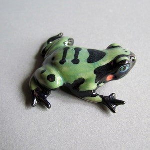Frog Miniature Ceramic Porcelain Animal Figurine Green Black Statue Collectible Gifts Frog Figure Collectible Toad Mini Garden Decor Figures