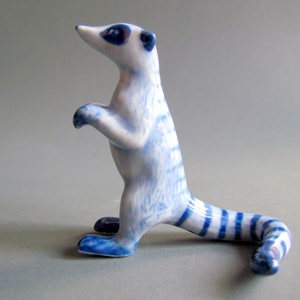 CHOOSE Meerkat brown raccoon ceramic porcelain animal figurine miniature statue collectible figure rainforest gifts crafts zoo delft blue F