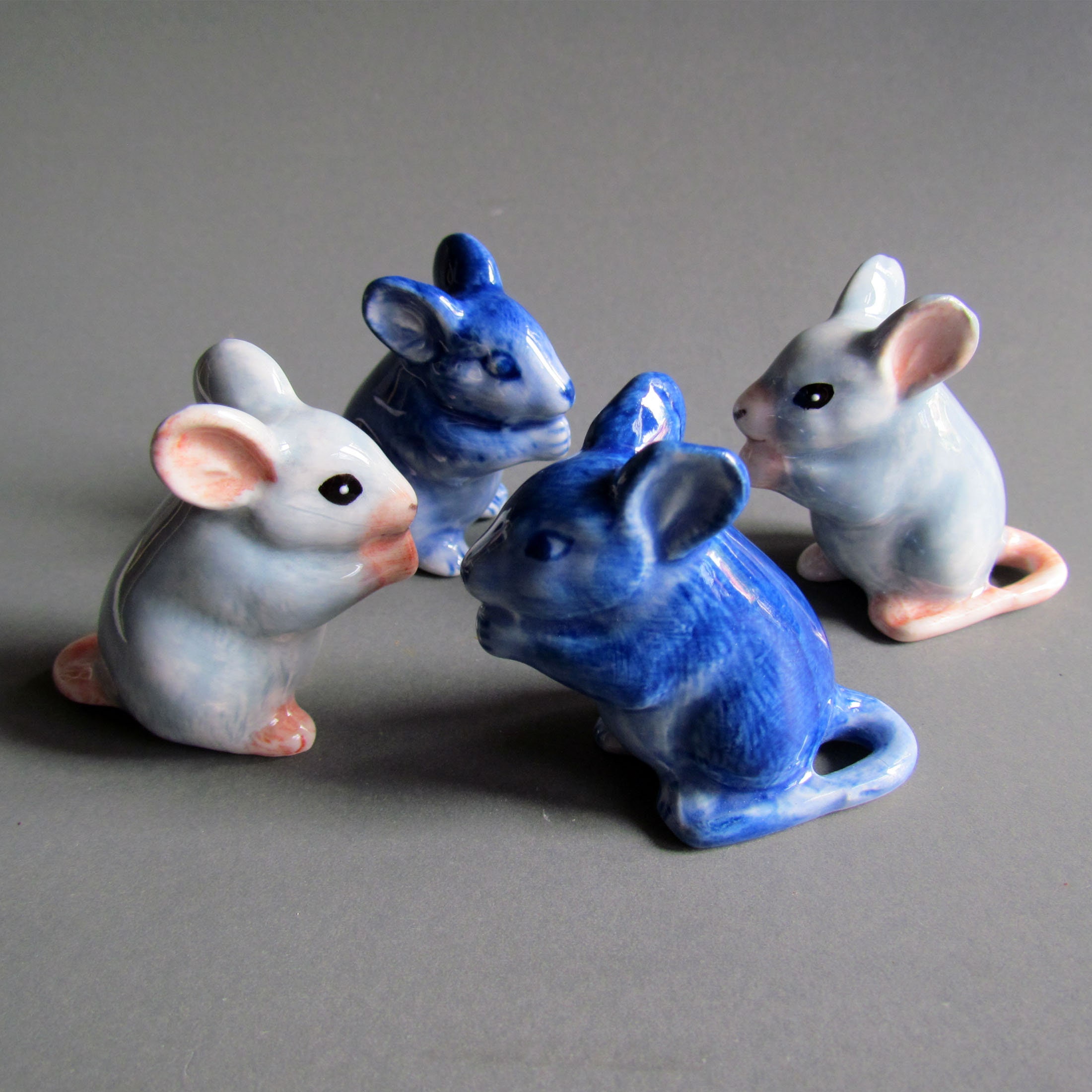 WitnyStore Miniatur-Maus Figur – Handbemalte Keramik, 3,8 Cm, Braun, Sitzend, Perfekt Für Deko & Sammler