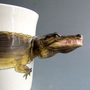 3D Animal Ceramic Porcelain Mug Cup Tea Coffee Drinkware Hand Painted Cup Animal Head Handle Glaze Collectible Mug Wild Animals Crocodile