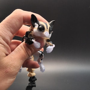 3D Printed Articulated Sugar Glider Figurine: Poseable Fidget Toy