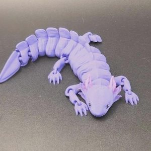 Axolotl articulé imprimé en 3D : animal de compagnie lavande