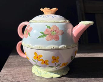 Vintage Avon Tea-for-One Set, Cottagecore Floral Teapot & Cup, Stackable Tea Set