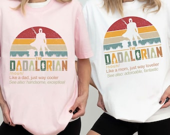 Vintage Disney Star Wars Shirt, The Mandalorian Noun Wie ein Dad Mom Tshirt, Star Wars Day 2026, Galaxy's Edge Trip