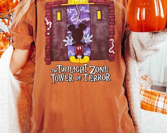 Retro Micky Maus The Twilight Zone T-Shirt, Disney Micky's nicht so beängstigend Halloween Party T-Shirt, Disneyland Familie 2026 Reise