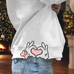 Glitter Mouse Applique Embroidery, Side Bow Appliqué Sweatshirt Embroidery, Cartoon Xmas Embroidery, Bow Appliqué Design Heart Shape Hand