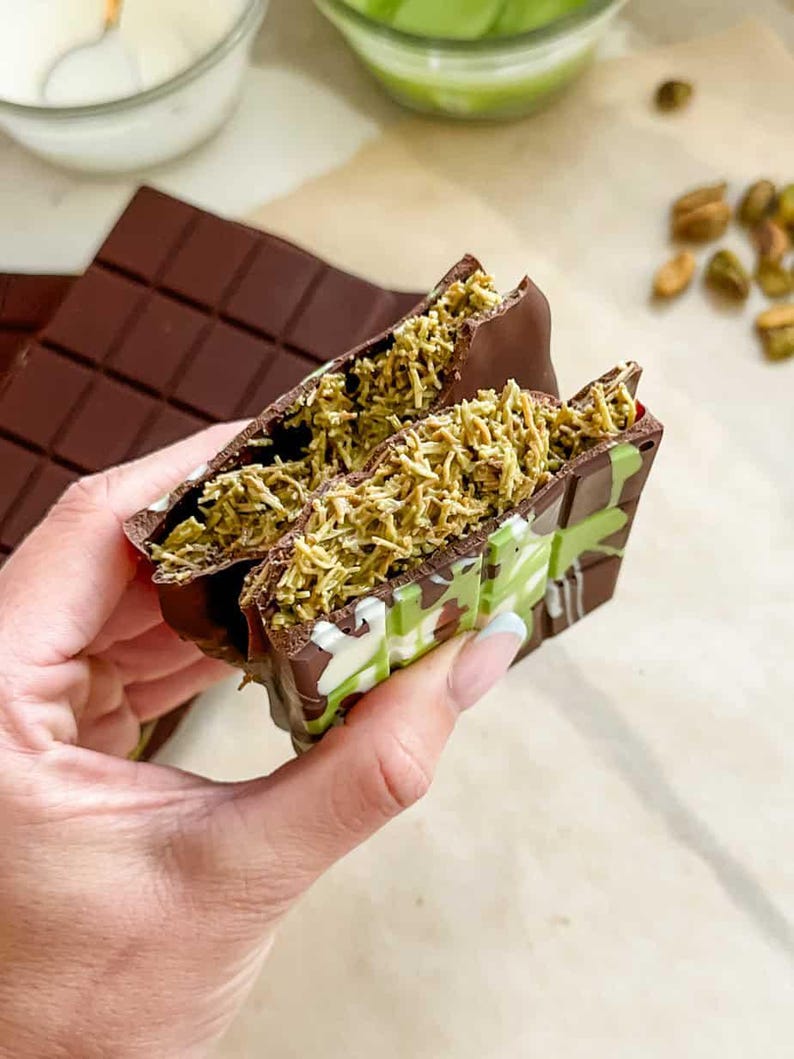 Viral Dubai Pistachio Chocolate Bar Recipe Digital, Dubai Pistachios Chocolate, Viral Pistachio