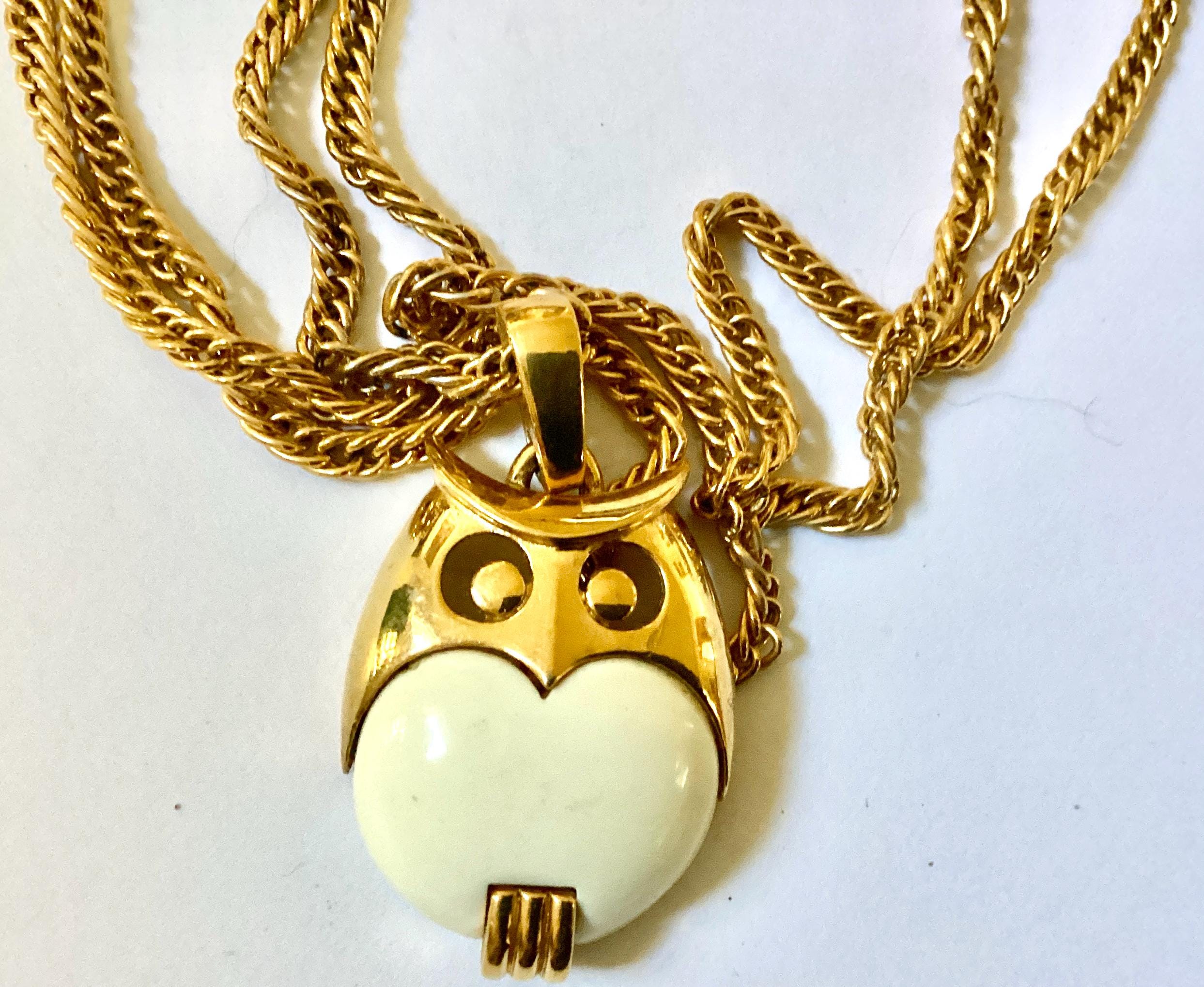 Vintage Trifari Lucite Belly Owl Pendant Marked 22 Inch Gold Tone Chain