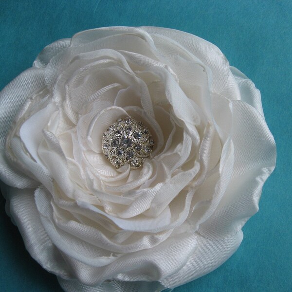 4 inch Ivory Garden Rose Hair Clip C152 - bridal hair accessory