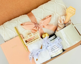 Hug In A Box, Thinking Of You Box, Encouragement Gift, Hygge Gift Box, Cozy Care Package, Self Care Basket, Blanket Gift Box with Mug