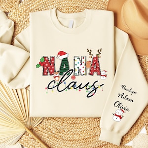 Bluza z kapturem i napisem „Nana Claus”, świąteczna bluza z napisem „Nana Claus”, sweter z napisem „Nana”, spersonalizowana bluza z napisem „Mama” z imieniem dziecka na rękawie