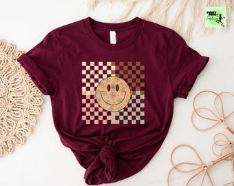 Retro Smiley Face T-Shirt, Vintage Smiling Emoji Tee