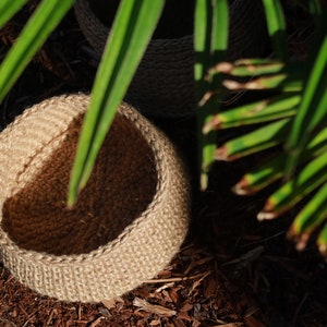 Medium Jute Basket – Toy, Laundry or Home Organizer