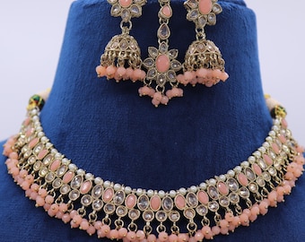 Ensemble de collier ras de cou à pois pêche : bijoux indiens Jhumkey Tikka