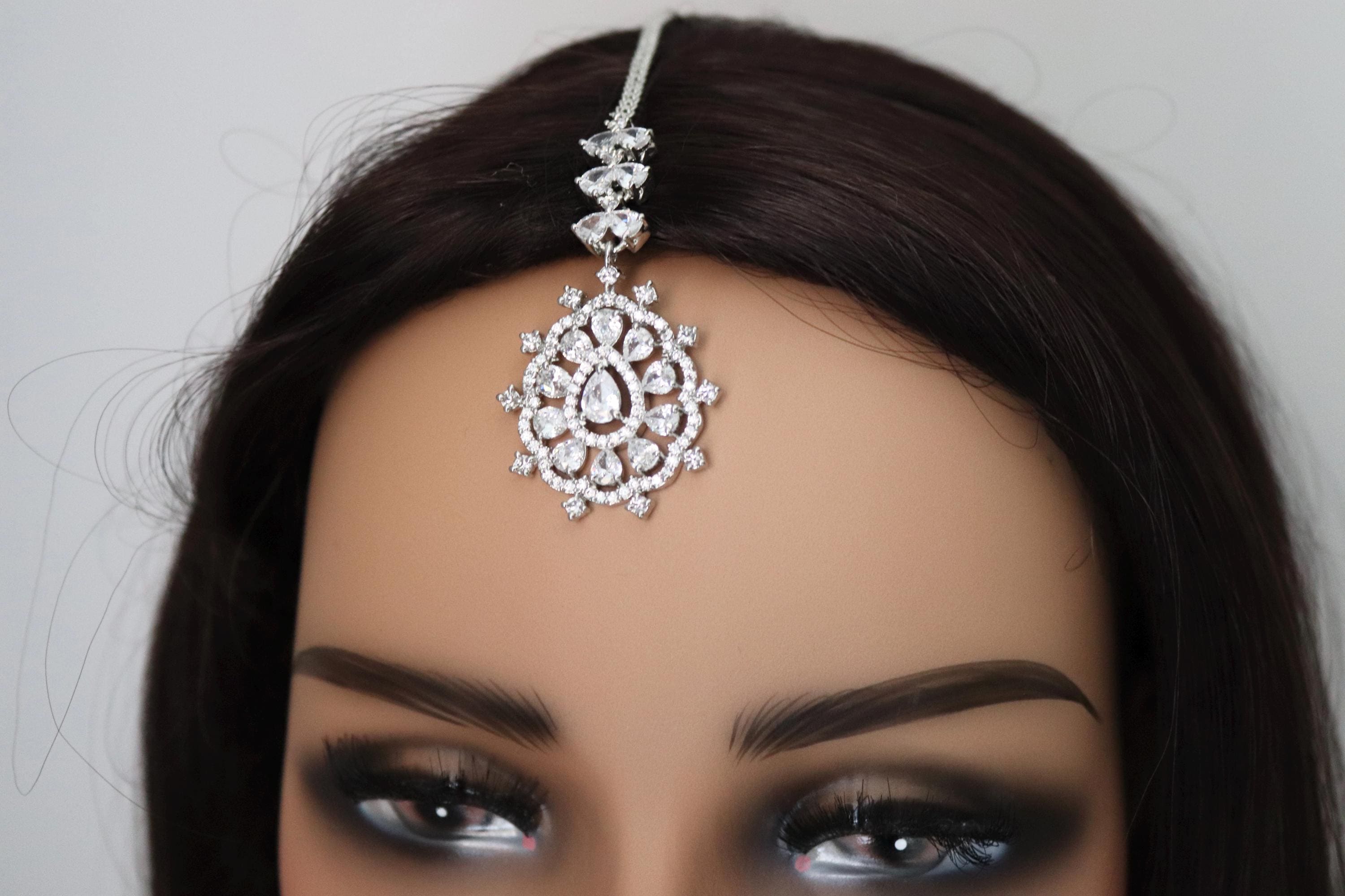 Silver Cubic Zirconia Tikka: Indian Forehead Jewelry, Lightweight