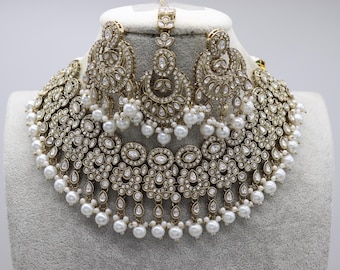 Pearl Kundan Choker Necklace Set: Kundan Pakistani Jewelry