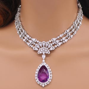 Selena Purple Multilayer Anhänger Halskette, Smaragd Anhänger Halskette, Statement Halskette, American Diamond Halskette