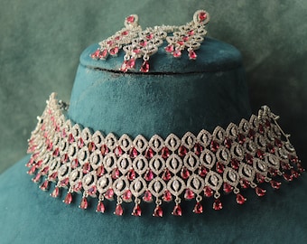 Gargantilla con rubí y circonita cúbica: joyería nupcial india