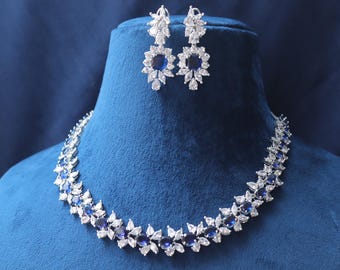Zestaw naszyjników Zaina Blue CZ: Amerykańska biżuteria indiańska z diamentami