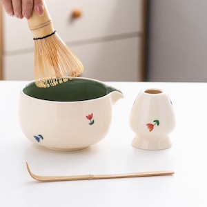Flower Ceramic Matcha Bowl with Bamboo Whisk and Chasen Holder White Matcha Tea Ceremony Set 500ml