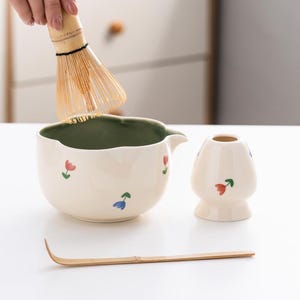 Flower Ceramic Matcha Bowl with Bamboo Whisk and Chasen Holder White Matcha Tea Ceremony Set 500ml