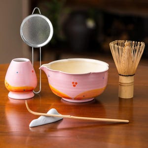 Golden Wealth Ceramic Matcha Bowl with Bamboo Whisk and Chasen Holder Pink Matcha Bowl Set Japanese Chawan Matcha Gift Set 320ml