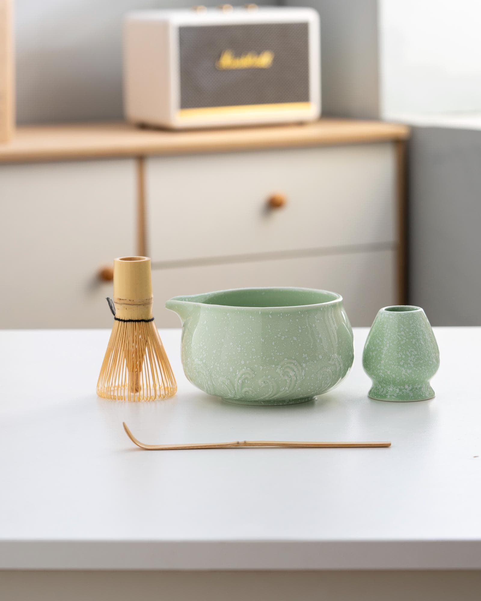 Green Ceramc Matcha Bowl Set Wth Spout Bamboo Whsk And Chasen Holder