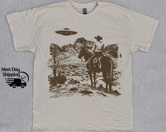 Western Cowboy UFO Tshirt, Vintage Cowboy Alien T-shirt, Vintage 90s Shirt, Washed Shirt, Vintage Distressed Shirt