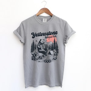Retro Yellowstone National Park Shirt, Vintage Montana Hiking T-Shirt, Vintage Wild Life T-Shirt, National Park Lovers Gift