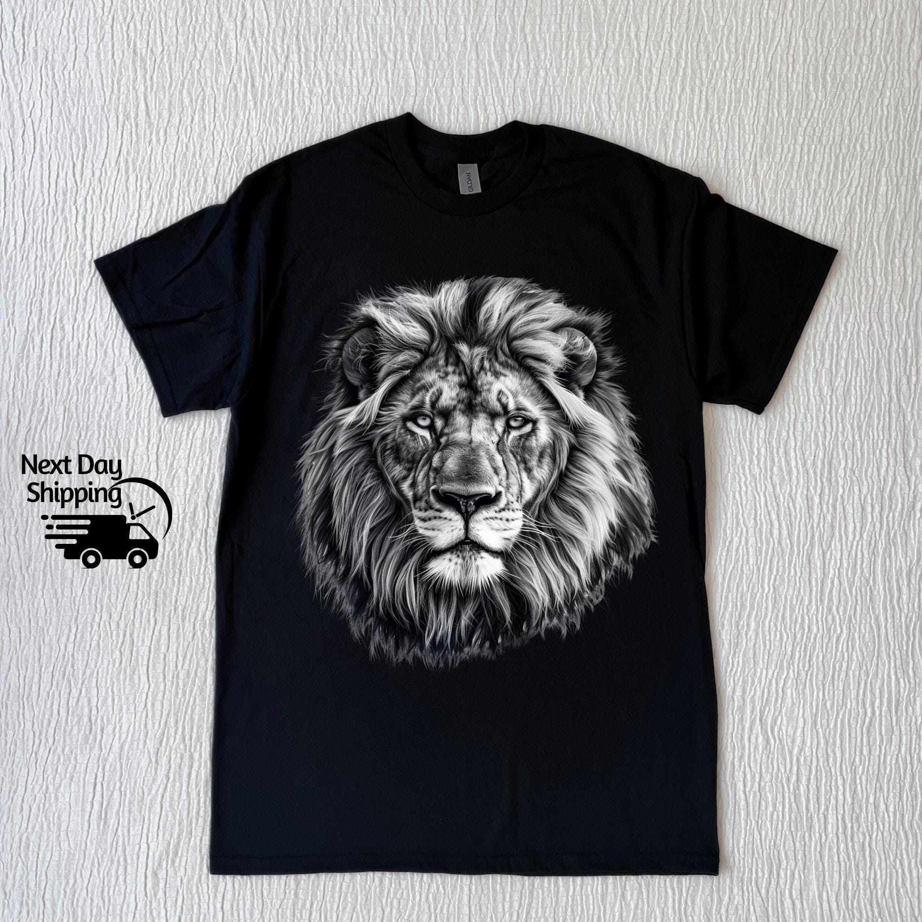 Retro Hand Drawn Lion Graphic Shirt, Vintage Lion T-shirt, Retro