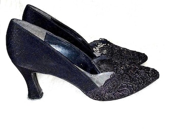 Vintage Stuart Weitzman Black Silk and Lace pumps, size 7
