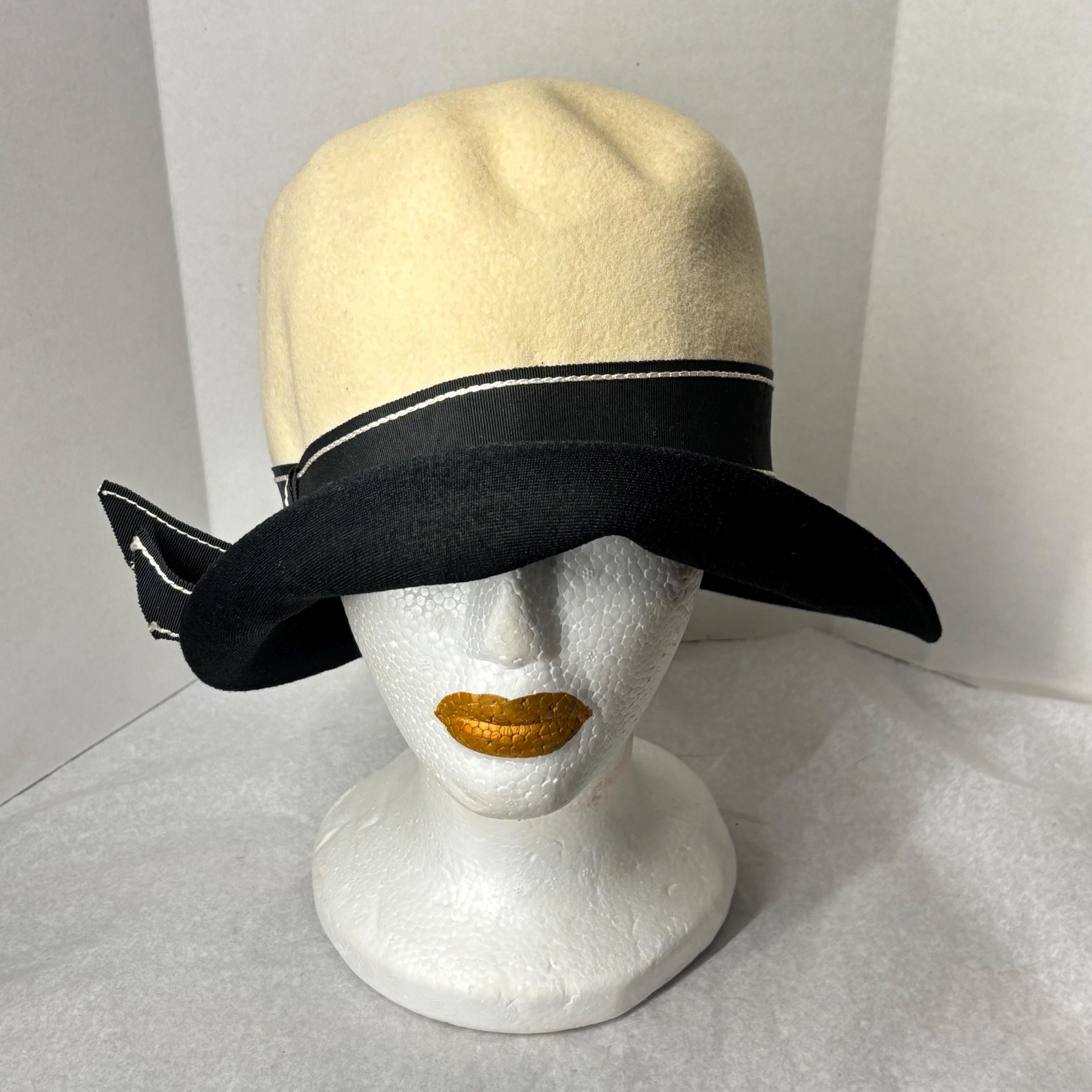 Vintage MCM Cream Black Wool Bucket Wire Roll Brim Ribbon 