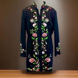 VICTOR COSTA vintage 90s Womens Size medium Embroidered Asian Mandarin Collar Midi Coat