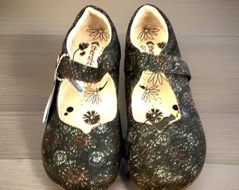 Vintage Marina Grimani Black Leather Lace up Shoes W/ Side Cut 