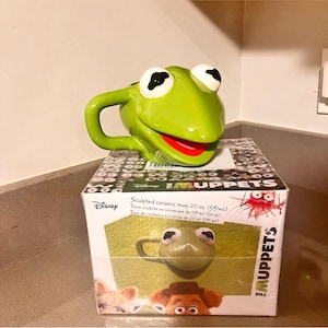 Muppets Kermit the Frog Mug Brand New comes with Box