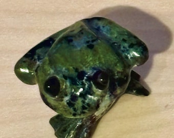 Ricky Laahty Zuni Hand Carved Serpentine Frog Fetish '96 Signed Native American