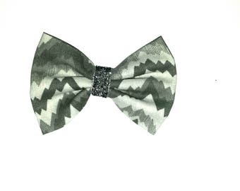 Goth white with gray and charcoal gray zig zags lines hair bow clip