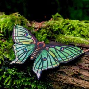 Green Luna Moth Necklace | Wooden Spanish Moon Moth Necklace | Woodland Moth Pendant | Cottagecore Forest Luna Moth | Goblincore Jewelry