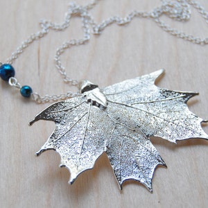 Mittlere gefallene Silber Ahornblatt Halskette | Elektrogeformter Schmuck | Ahorn Anhänger | Natur Schmuck | ECHTER Ahornblatt Anhänger