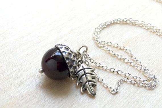 January Birthstone Garnet Acorn Necklace | Acorn Necklace | January Birthday Necklace | Garnet Acorn Charm Necklace | Nature Jewelry