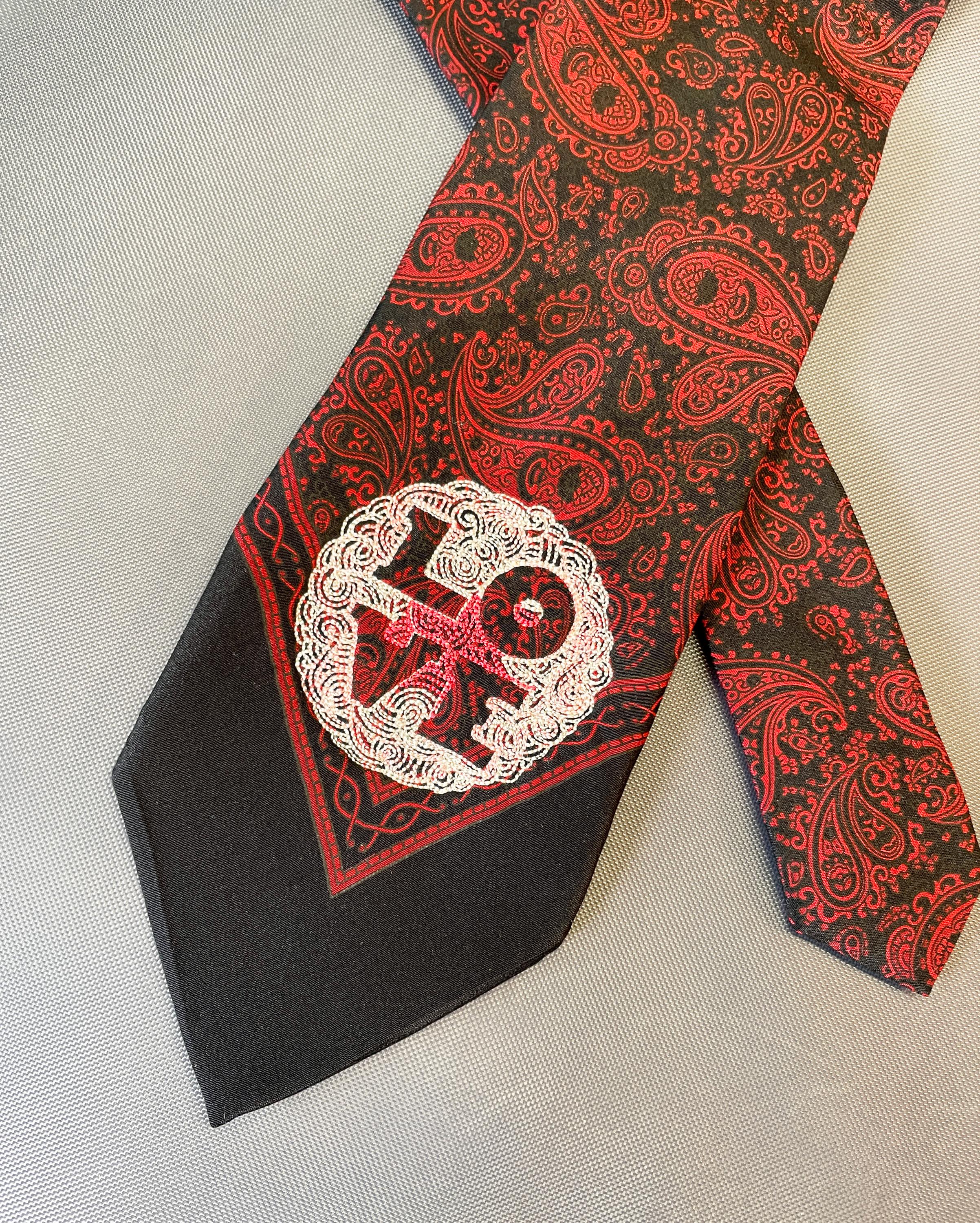 Pierre Balmain Paris Men\'s Tie Upcycled Silk Paisley Twisted Headband Burgundy Pierre Balmain Paisley Ties for Men for sale | eBay main image 4