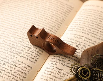 Personalized Wooden Book Page Holder, Book Accessories, Kitty Wood Book Page Holder, Birthday Gift, Book Lover Gift,Wooden Thumb Page Holder