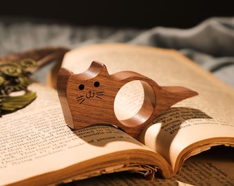 Personalized Wooden Book Page Holder, Book Accessories, Kitty Wood Book Page Holder, Birthday Gift, Book Lover Gift,Wooden Thumb Page Holder