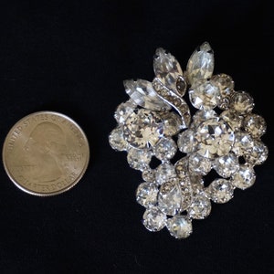 EISENBERG ICE Beautiful Vintage Brooch with Clusters of Clear and Smoky Rhinestones image 6