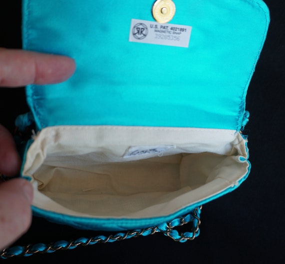 LA ROYALE Vintage Satiny Turquoise Quilted Purse … - image 10