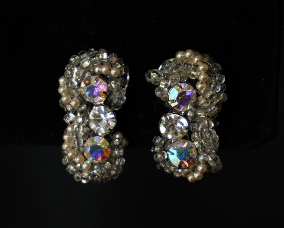 ROBERT Vintage Clip On Earrings with Clear and Au… - image 3